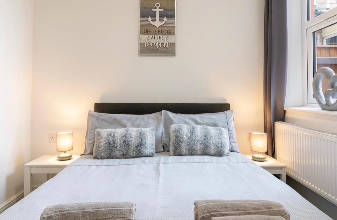 Megs Island Guest House Cleethorpes Buitenkant foto